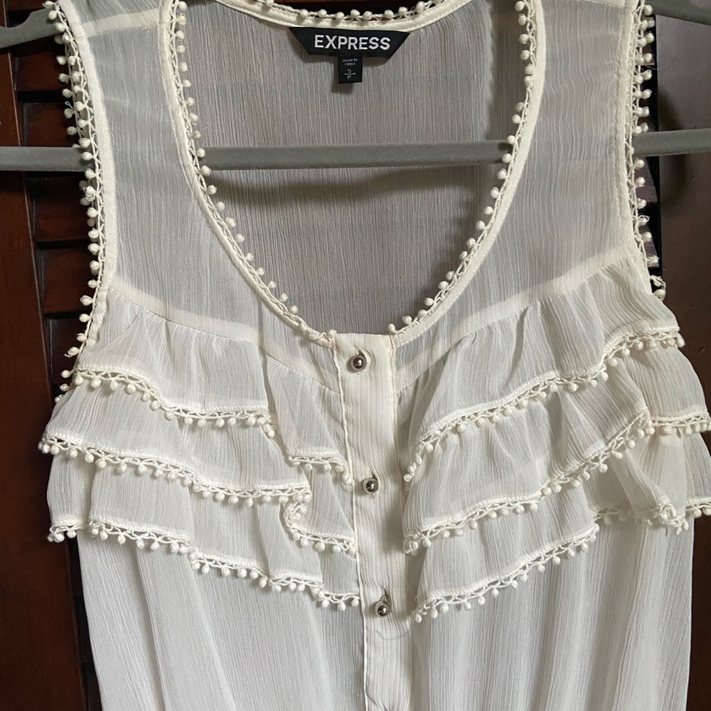 Express Ruffle Blouse - Picture 2 of 7